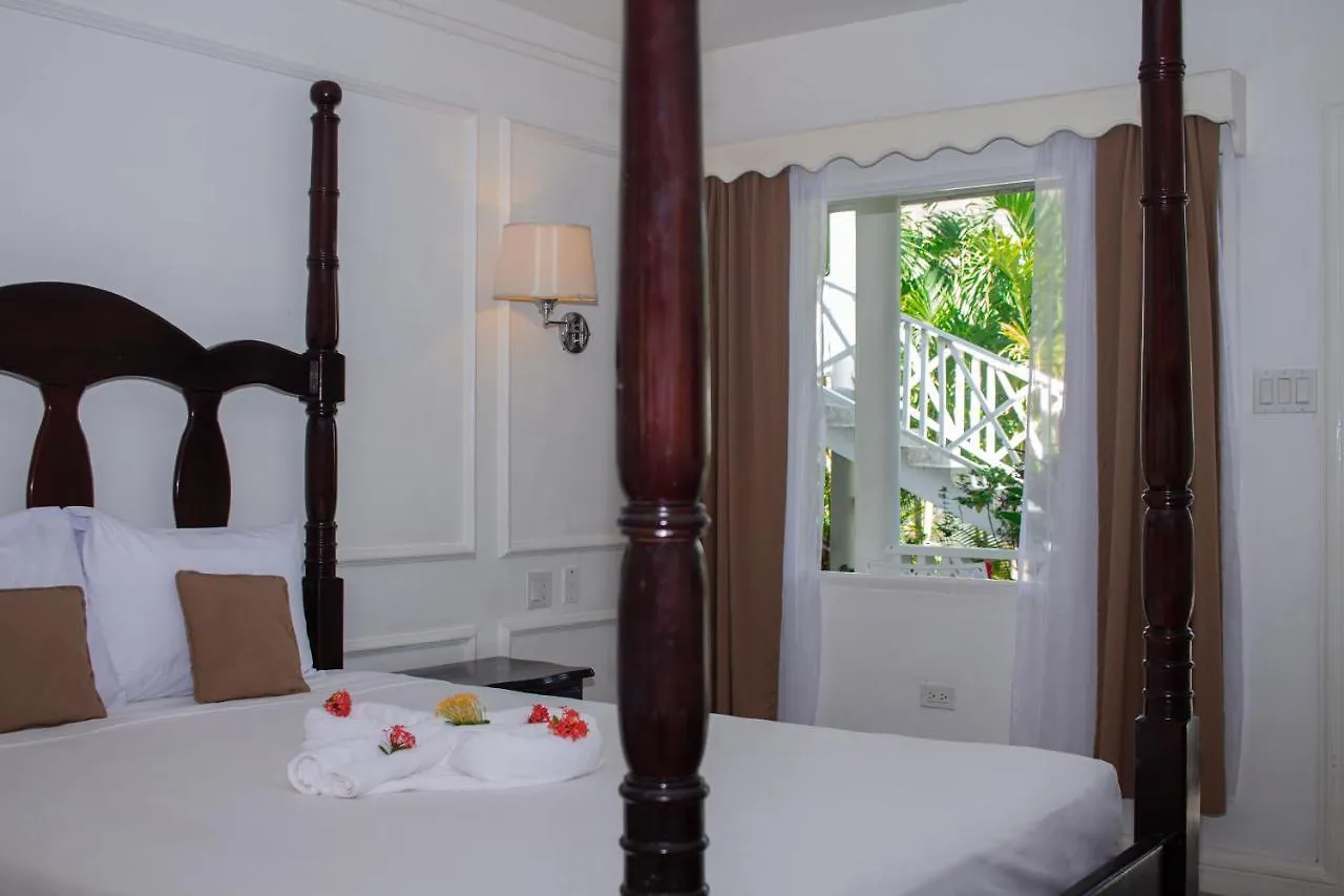 Merrils Deluxe Negril