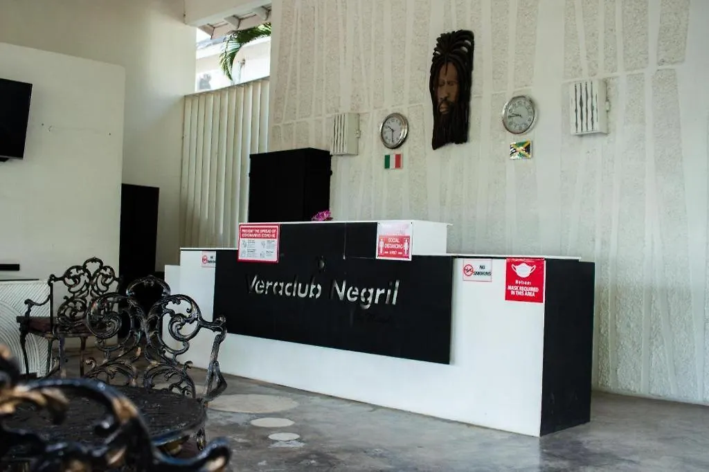 Merrils Deluxe Negril
